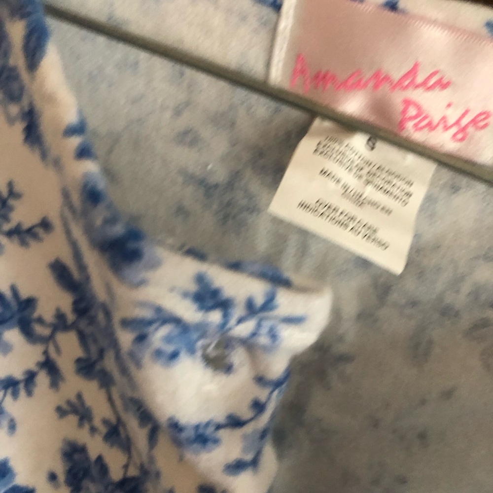 New Amanda Paige long 100% Cotton nightgown blue rose flowers womens small - Picture 2 of 6